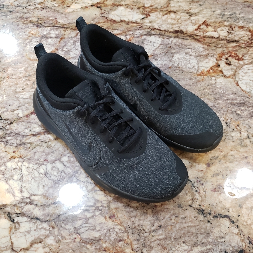 Nike Flex Experience Run 8